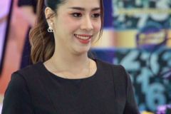 LINE_ALBUM_งานประมูลทะเบียนรถ_251201_3