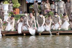 LINE_ALBUM_วัน-อบจ._๒๒๑๑๐๑_154